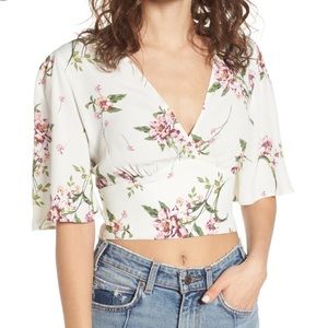 NWT ASTR Multi Floral Deep V Neck Crop Top sz M